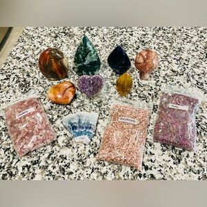 Crystals LOT - Like New! Amethyst, Fluorite, Moss Agate, Red Jasper and more!